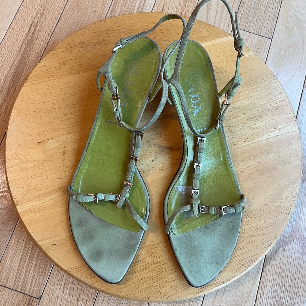 Authentic Prada vintage Sandals size 40 US9
